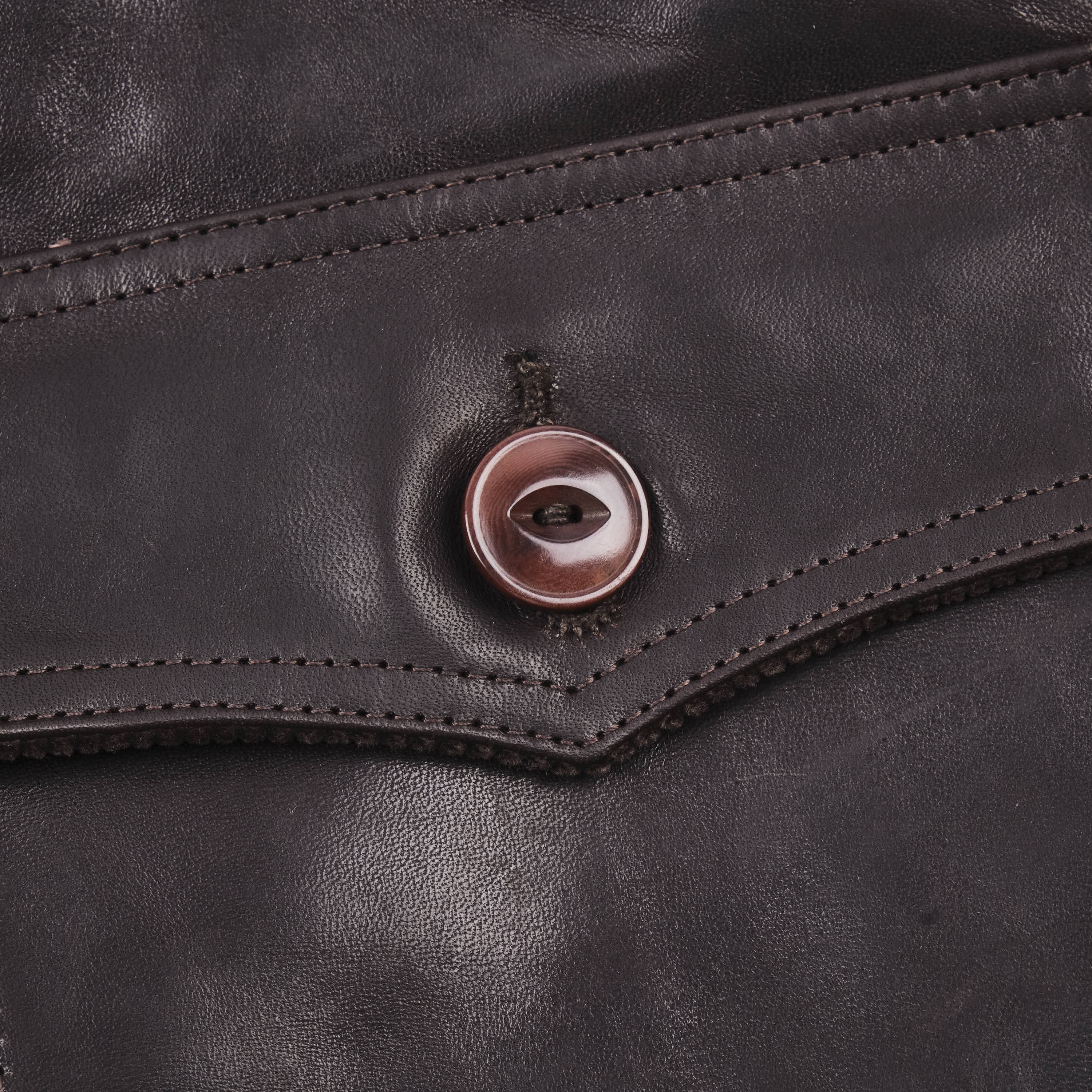 Alcorn Leather Seal Brown Horsehide - Image 5