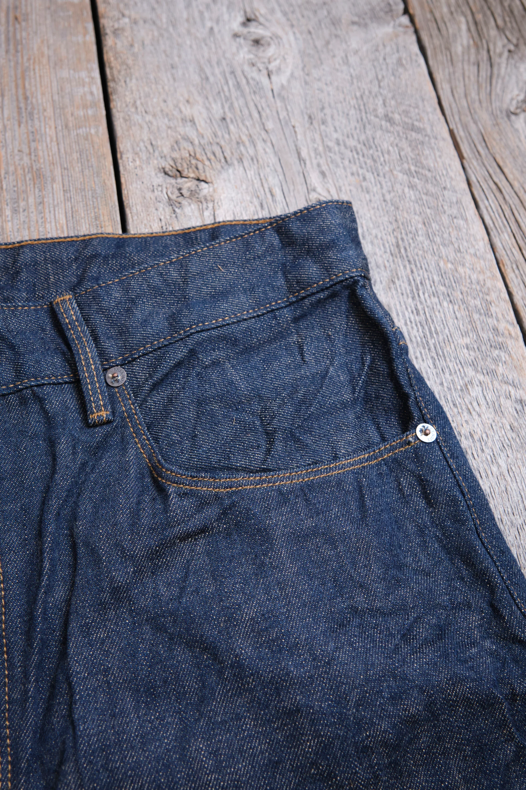 Belford Straight 13 Ounce Natural Rinsed Denim - Image 7