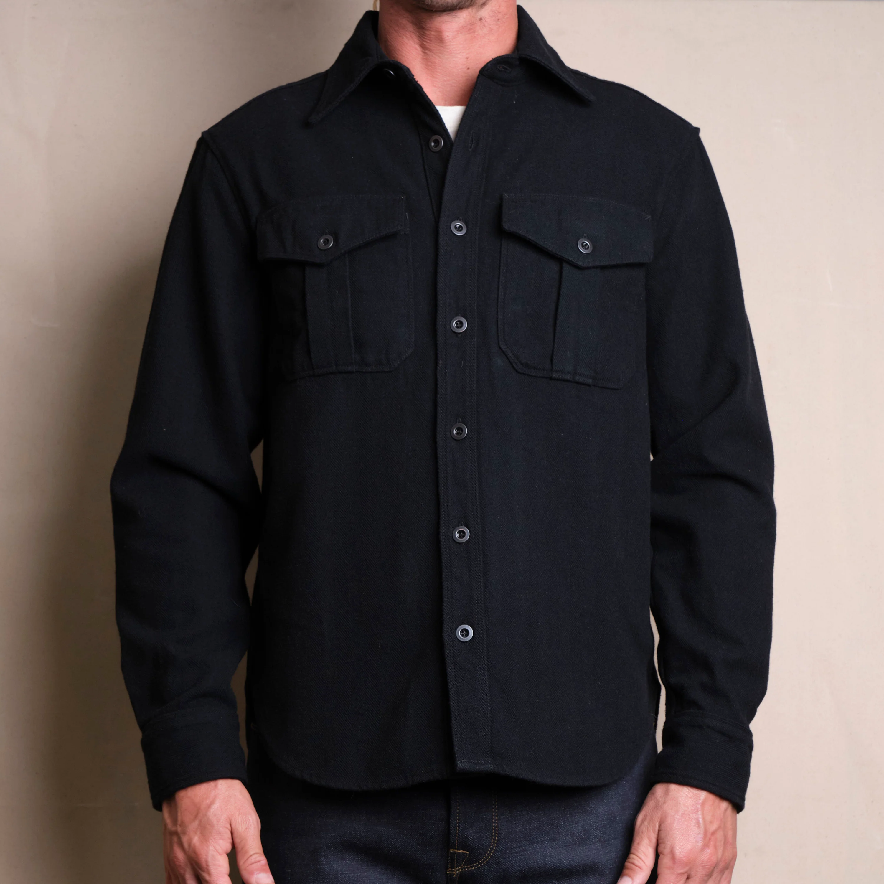 Kamas Black Wool - Image 2
